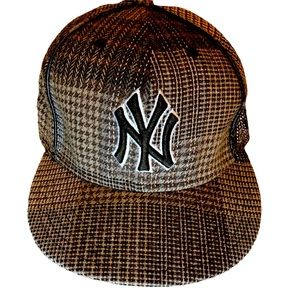 COPY - New York Yankees 59fifty baseball hat official MLB apparel size 7